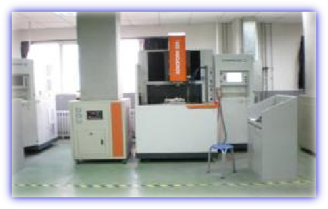 電火花加工機(jī)